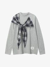 Vintage Bow Design Long-Sleeved T-Shirt