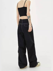 Heart Rivet Multi-Pocket Jeans