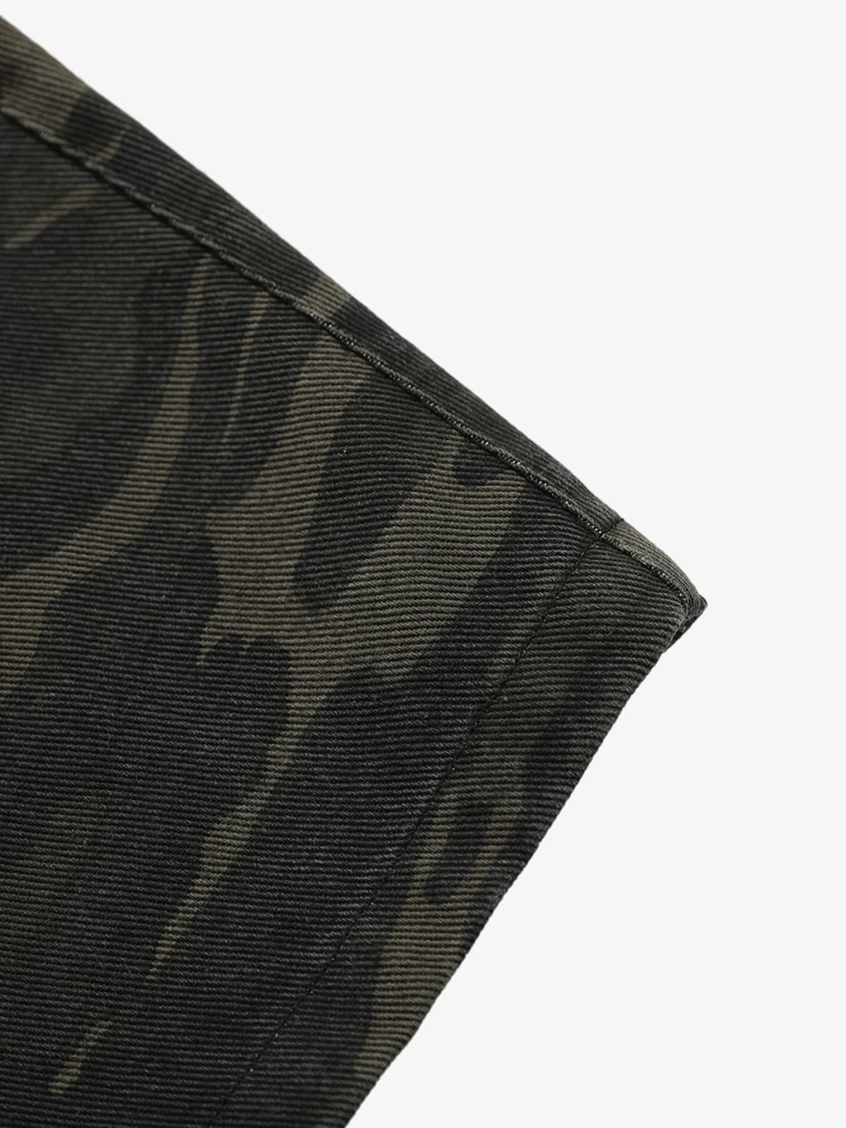 Vintage Camouflage Print Multi-Pocket Cargo Barrel Pants
