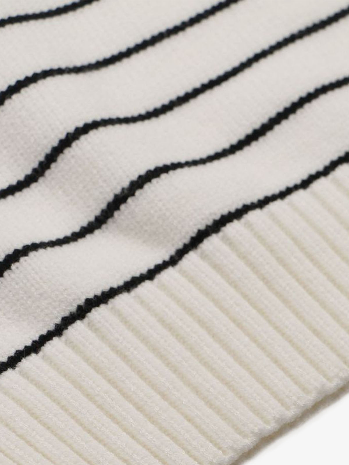 Striped Star Jacquard Loose Knitted Sweater