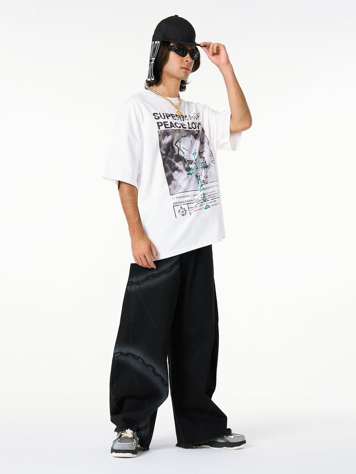Gangsta Rapper Oversize Graphic T-shirt