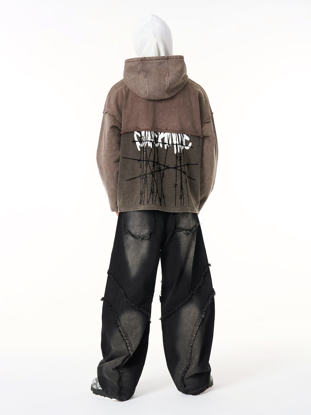 Washed Distressed Raw Edge Barrel Jeans
