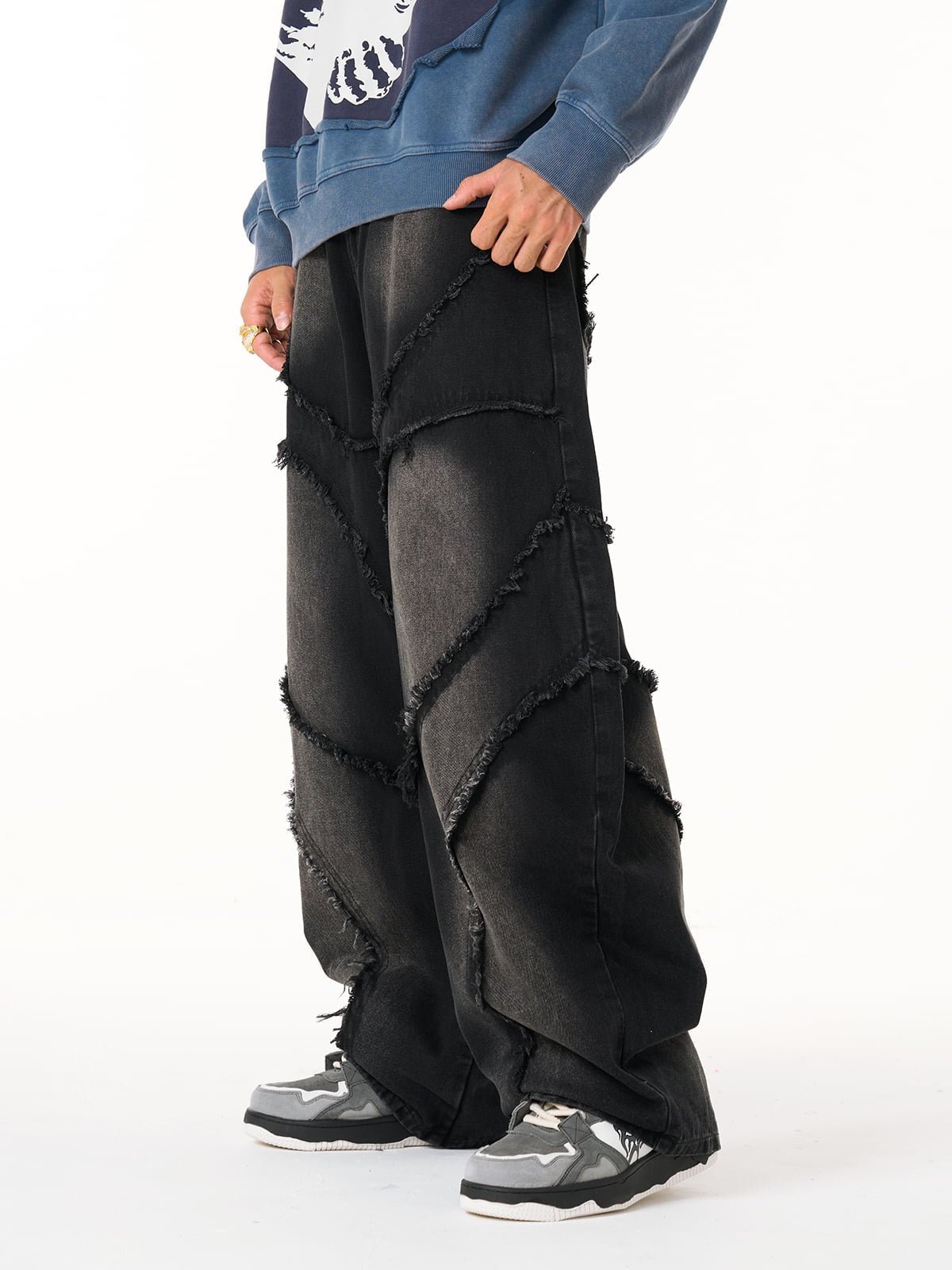 Washed Distressed Raw Edge Barrel Jeans