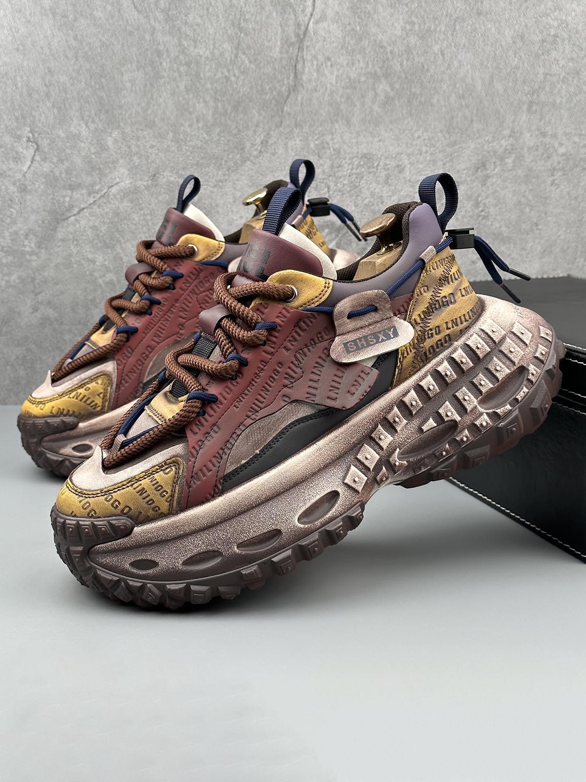 Stitching Letter Tire Sole Platform Sneakers Streetwear