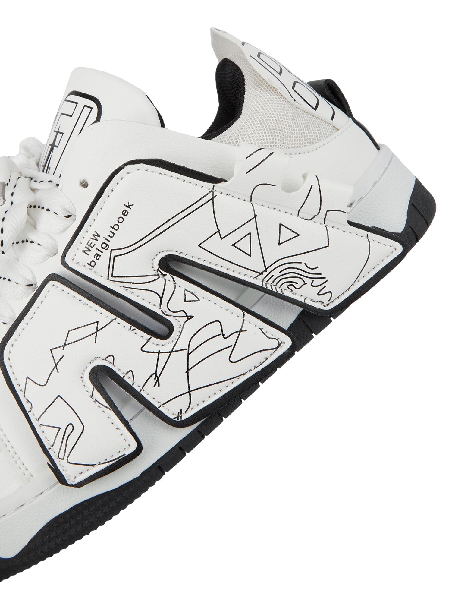 Versatile Lightweight Soft soled Board Shoes Streetwear