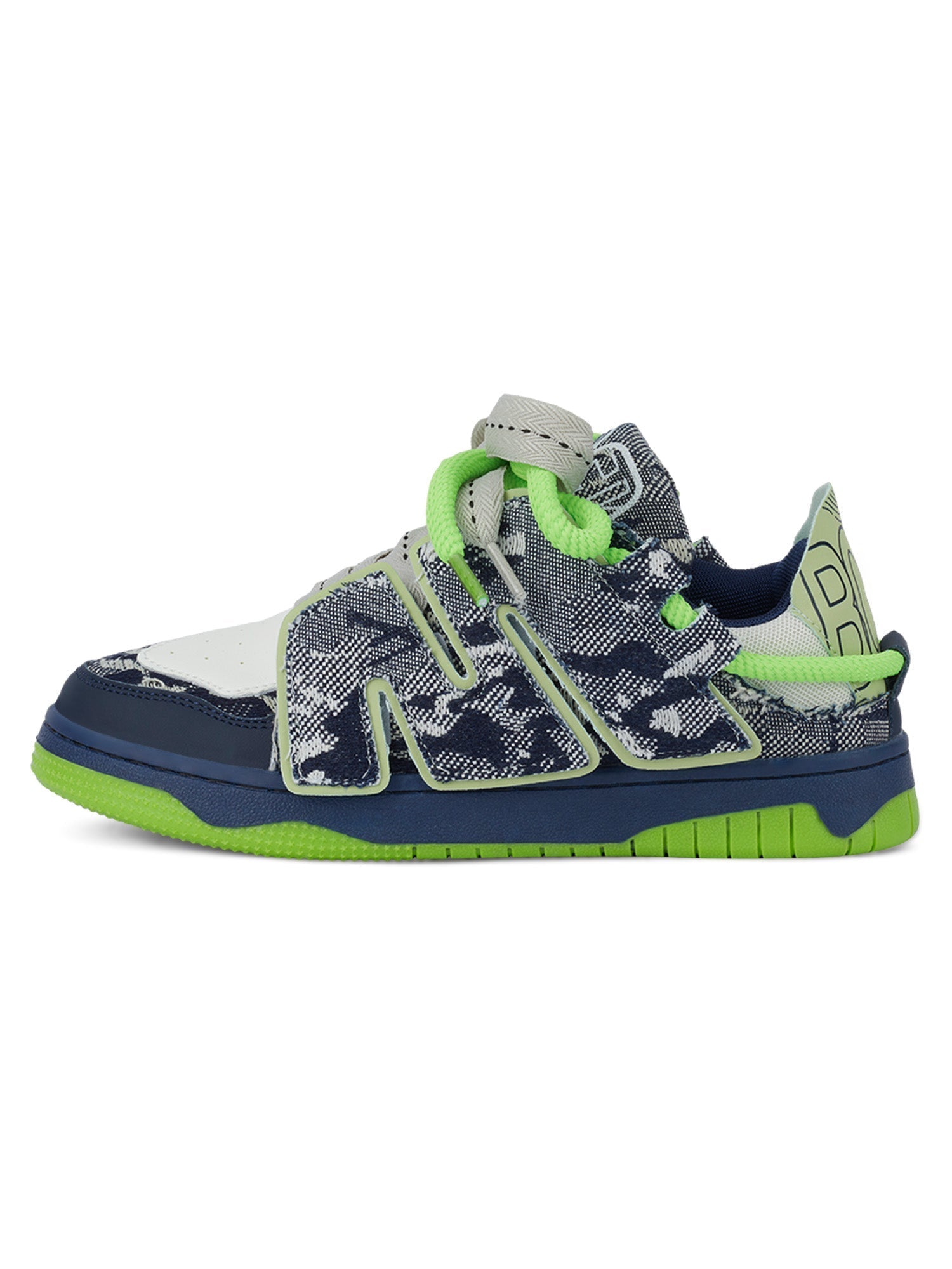 Versatile Lightweight Soft soled Board Shoes Streetwear