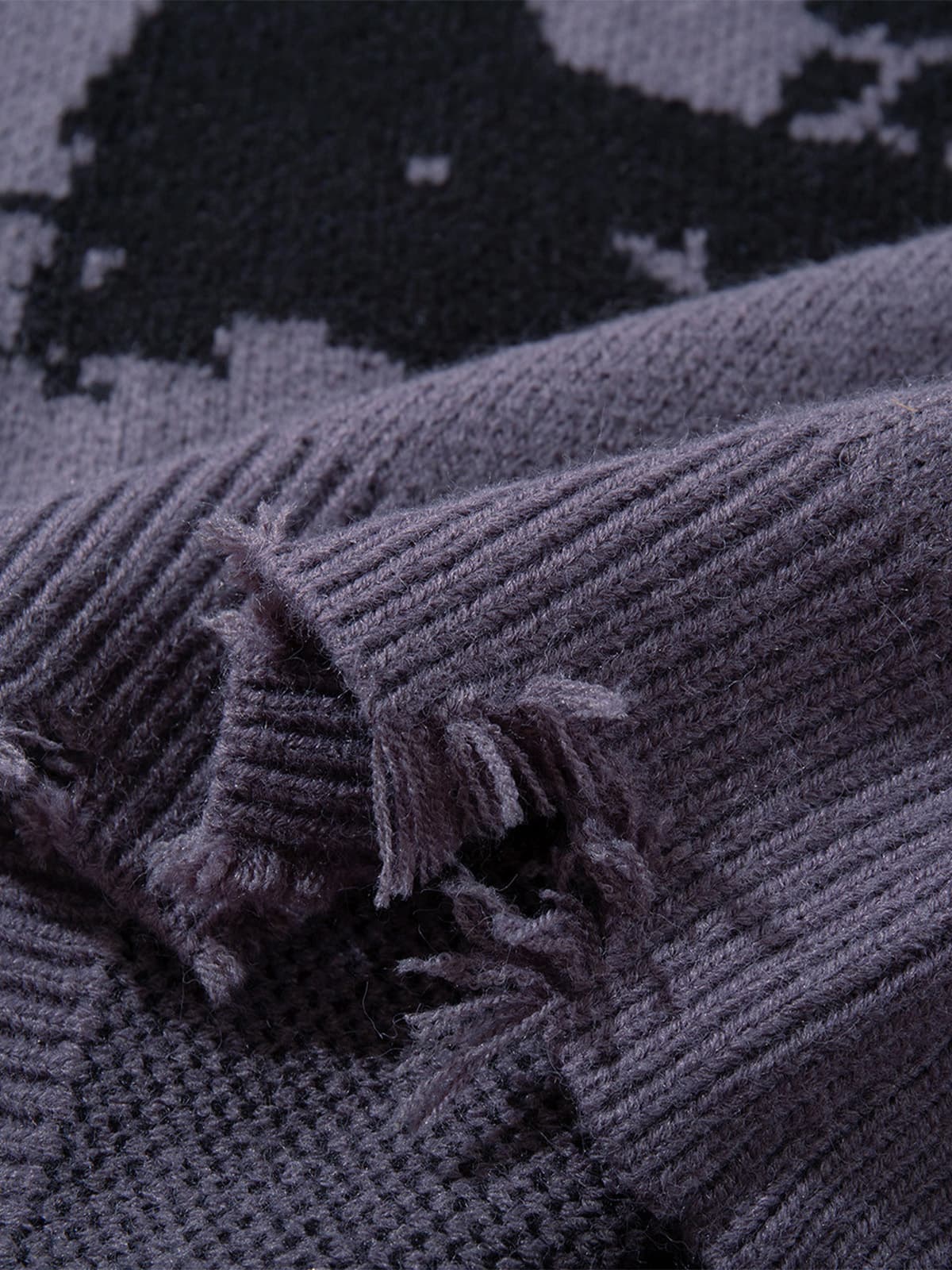 Hip-Hop Dark Skull Frayed-Edge Knit Sweater