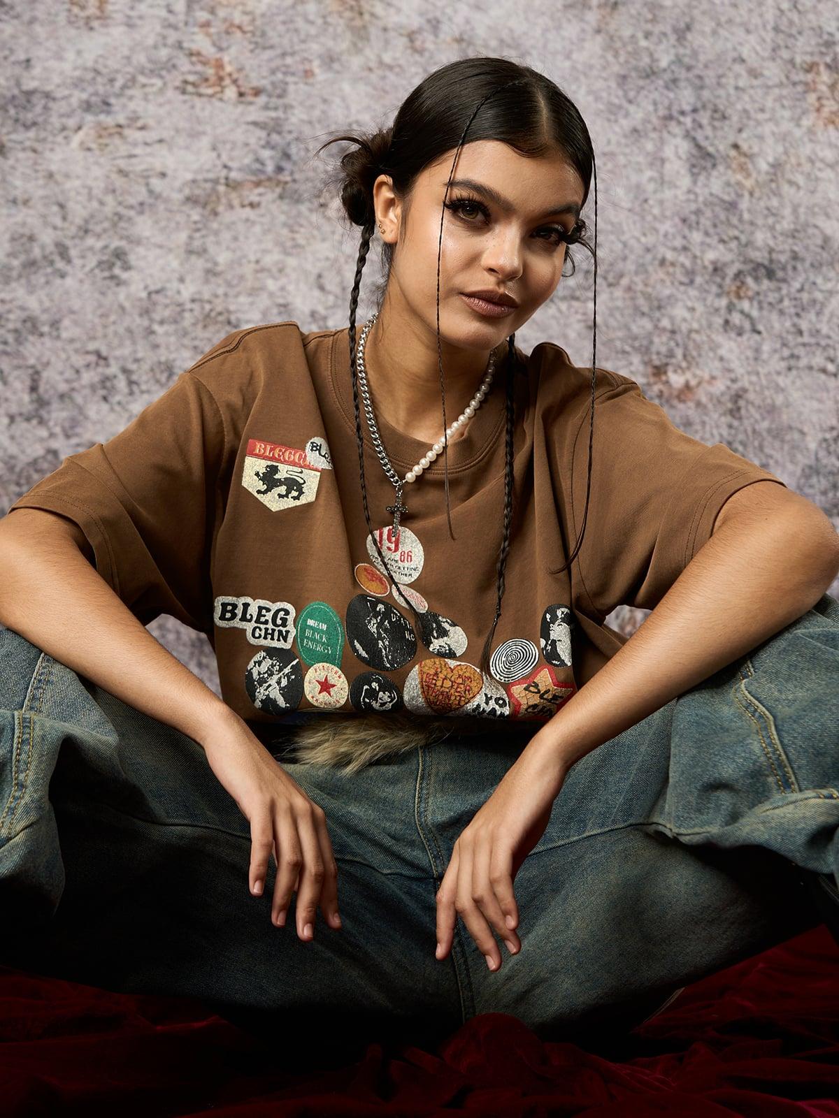 Badge Print Distressed Short Sleeve T-Shirt