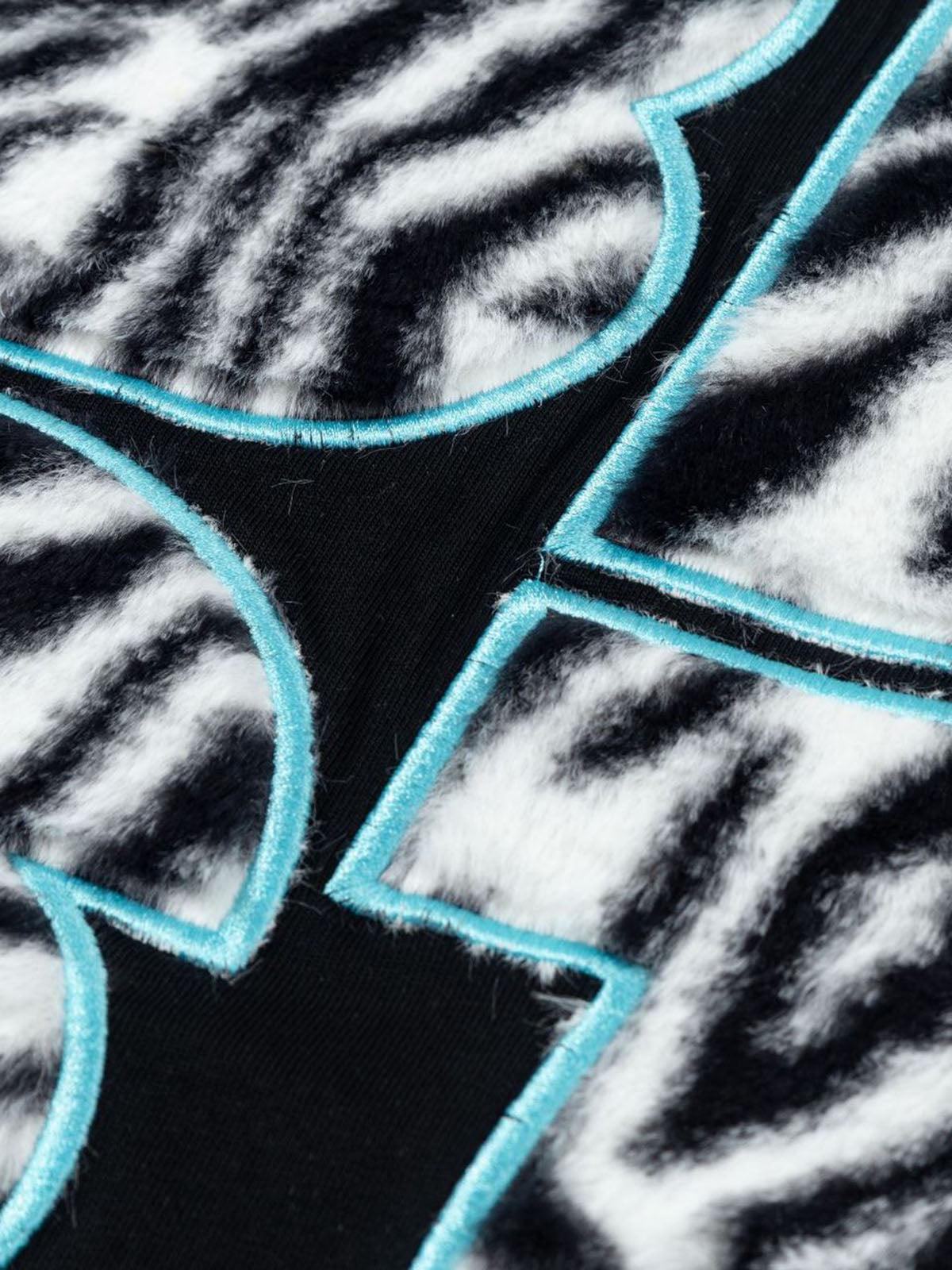 Bold Zebra Print Graphic T-Shirt