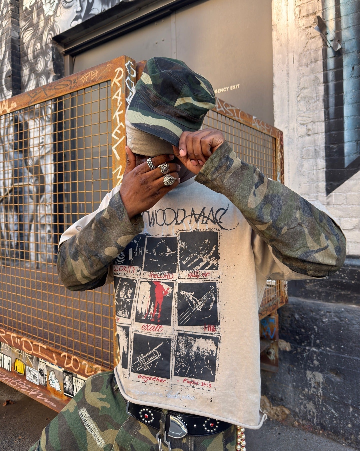 Jersey Distressed Camouflage Faux Two-Piece Graphic T-Shirt