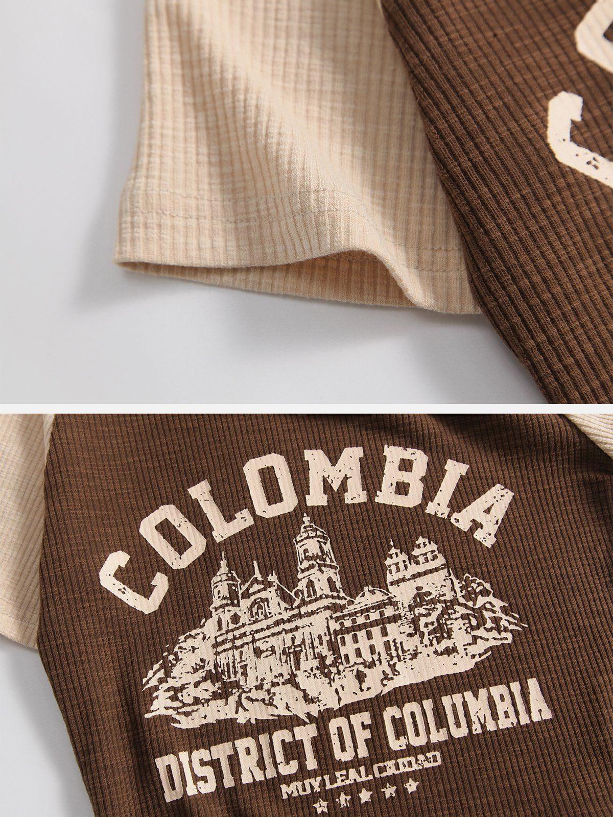 Contrast Castle Print Cropped Tee