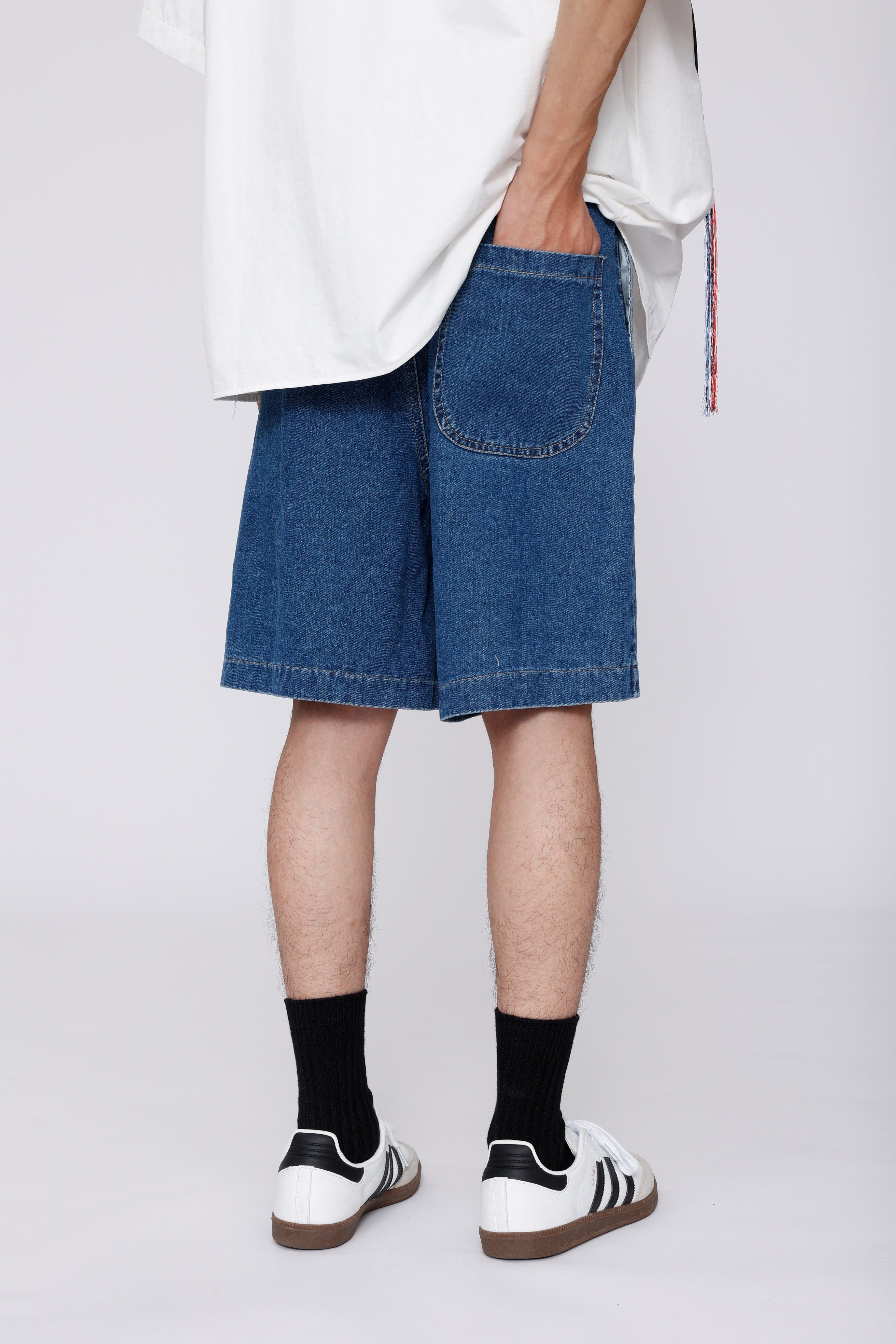Curved Pockets Jorts