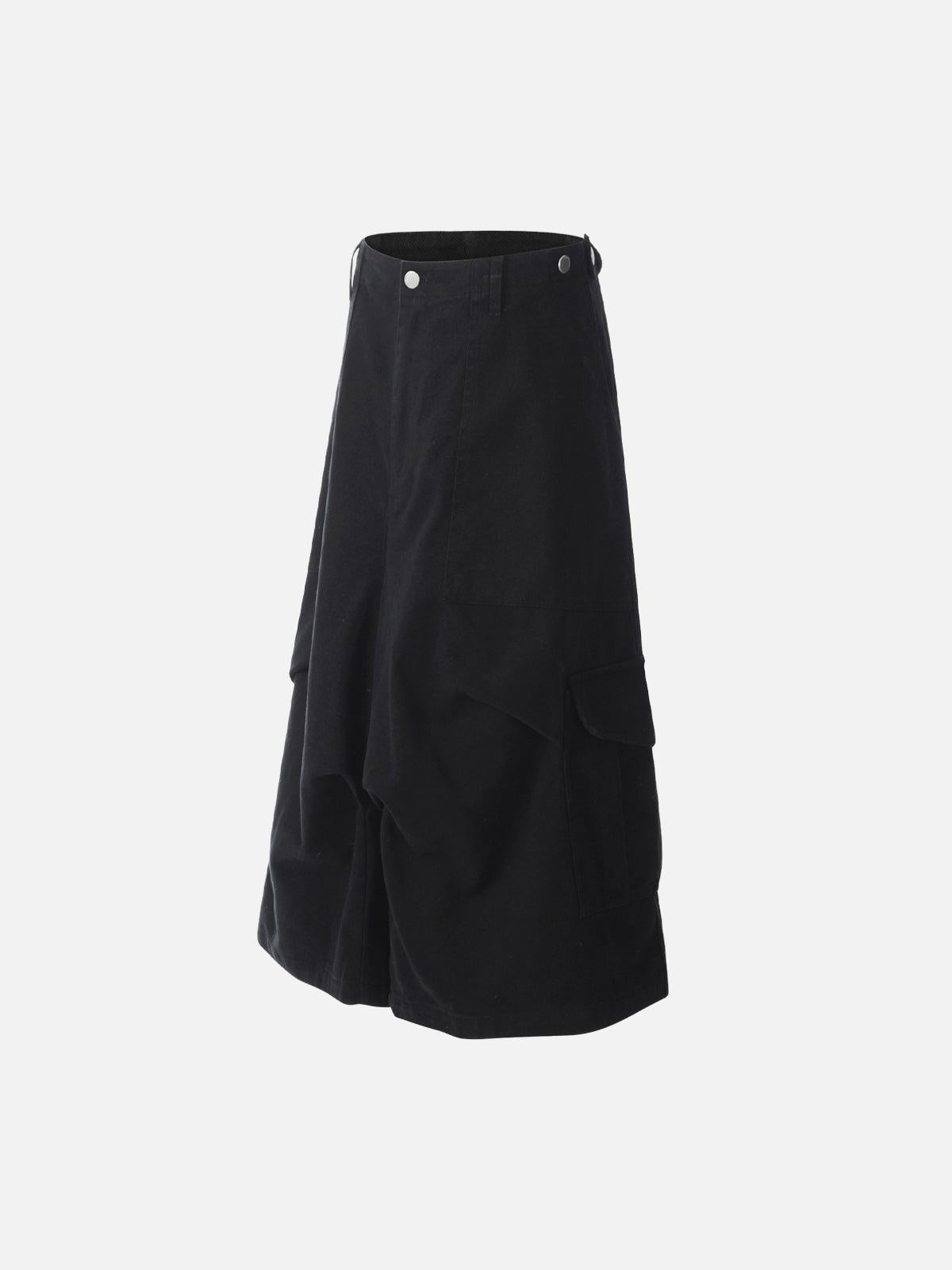 Distressed Multi-Pocket Cargo Jorts