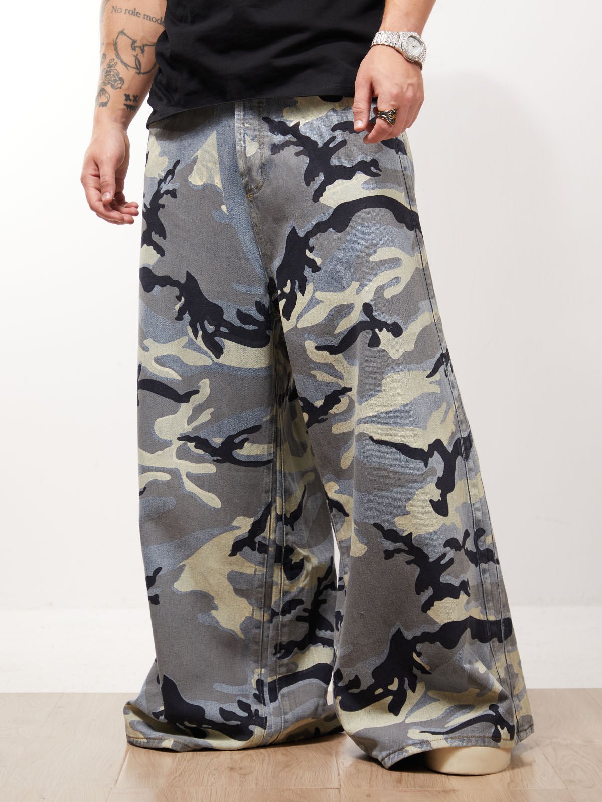 Street Retro Camouflage Baggy Jeans