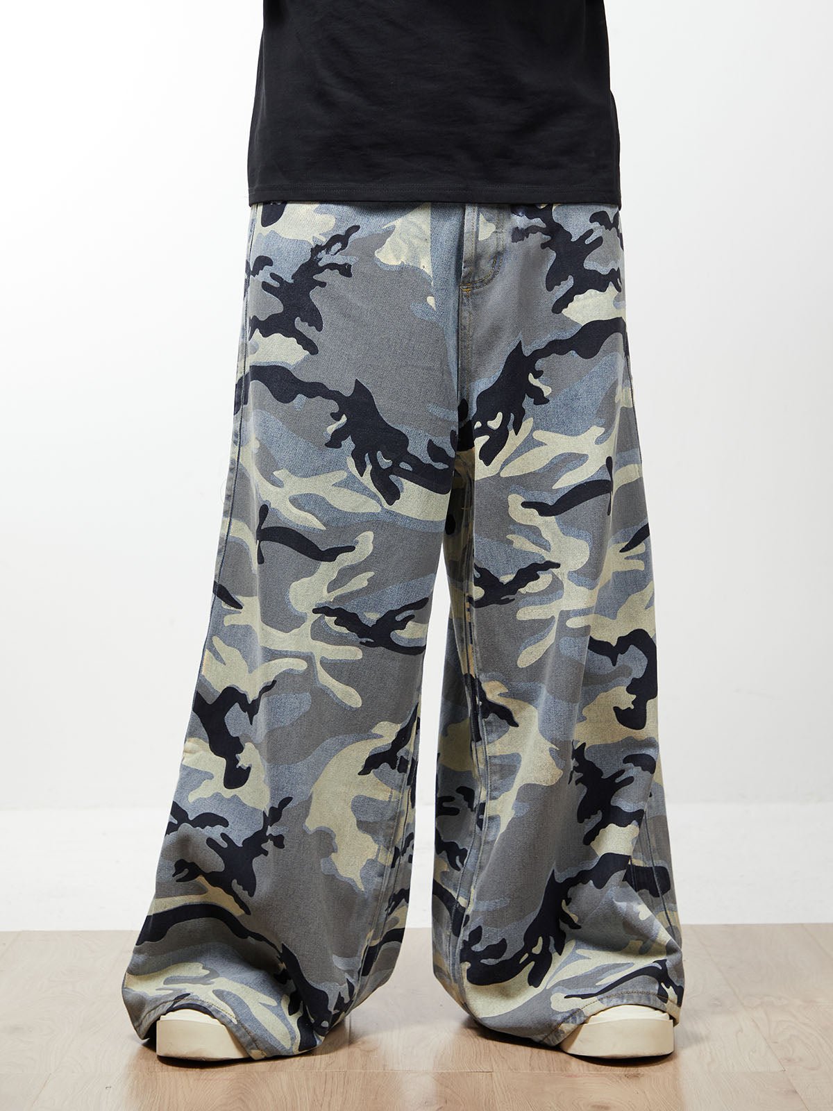 Street Retro Camouflage Baggy Jeans