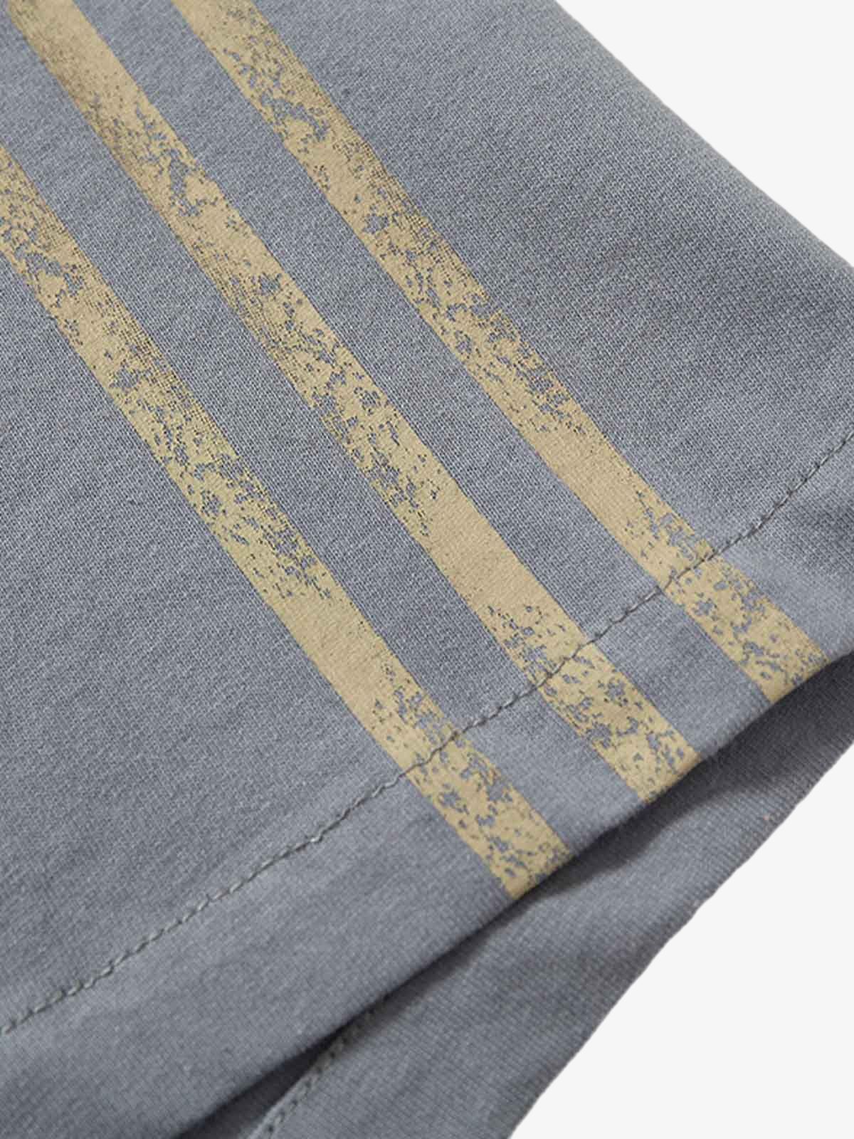 Heavy Washed Street Metal Collar T-shirt