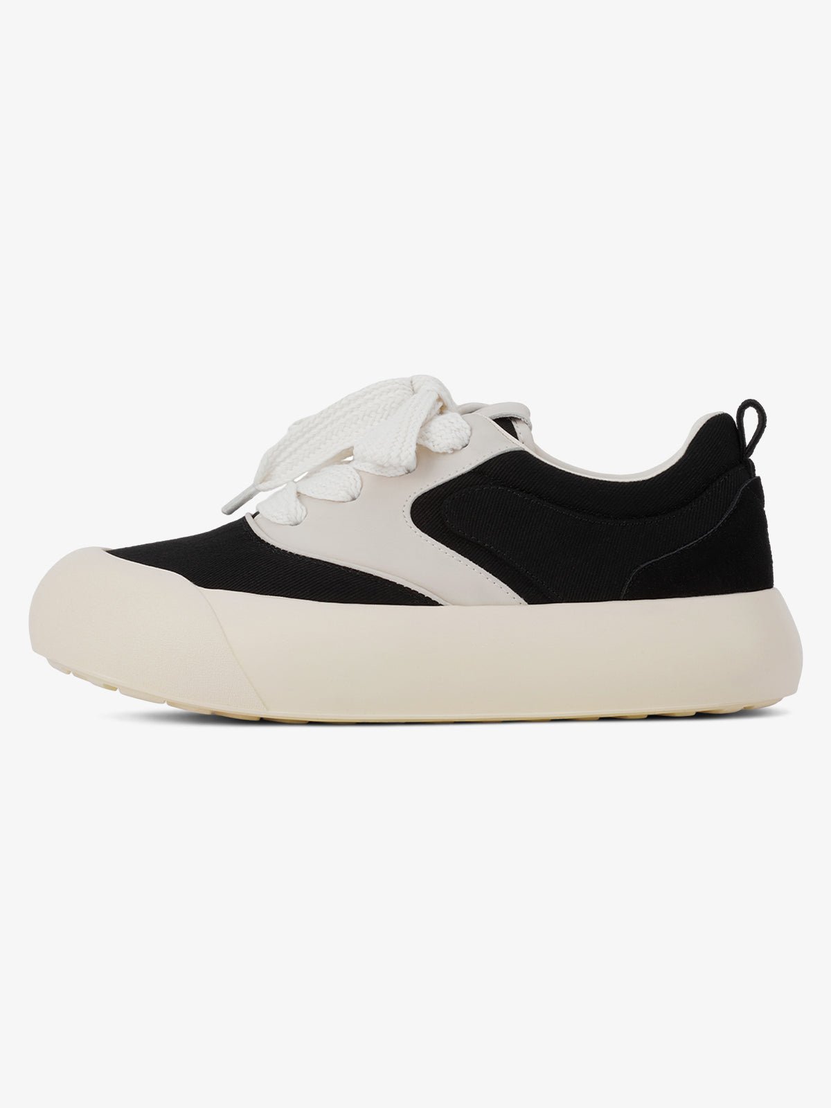 Chunky Round-Toe Color-Block Rap Sneakers
