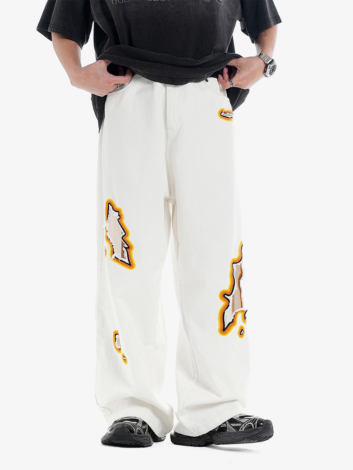 Street Flame Towel Embroidered Jeans