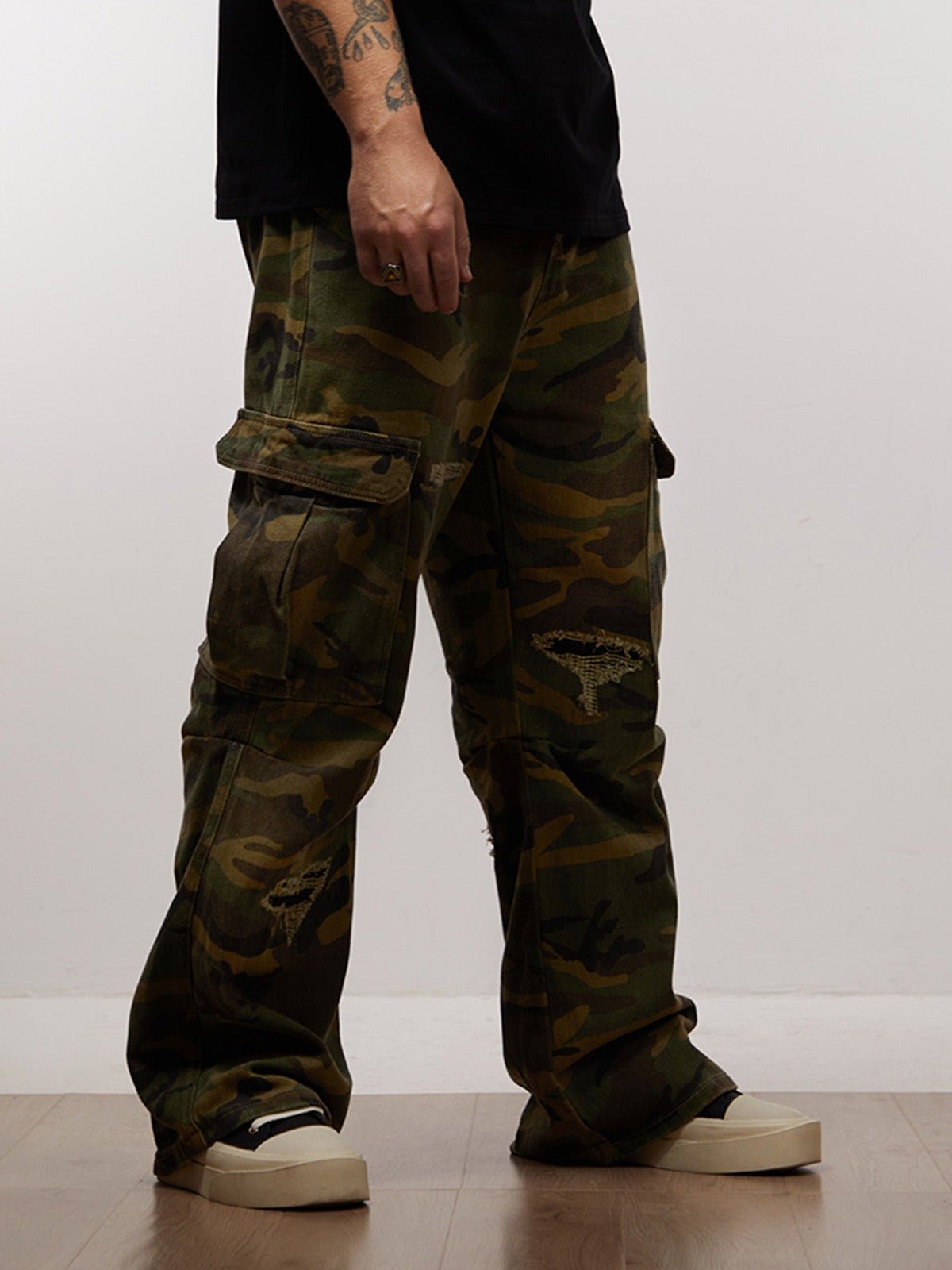 Woven Ripped Camouflage Flared Cargo Pants