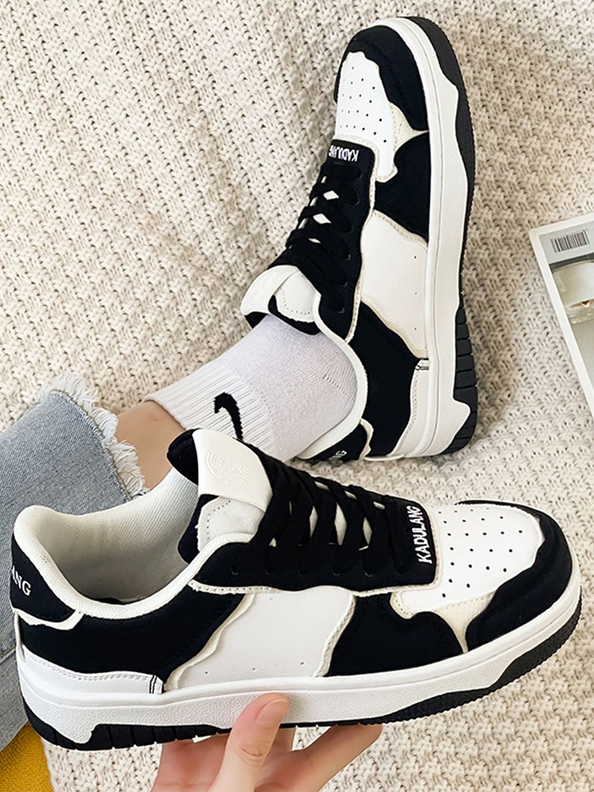 High Street Black And White Board Casual Shoes