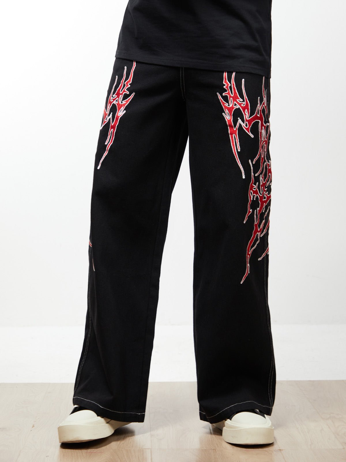 Contrast Flame Embroidered Baggy Jeans
