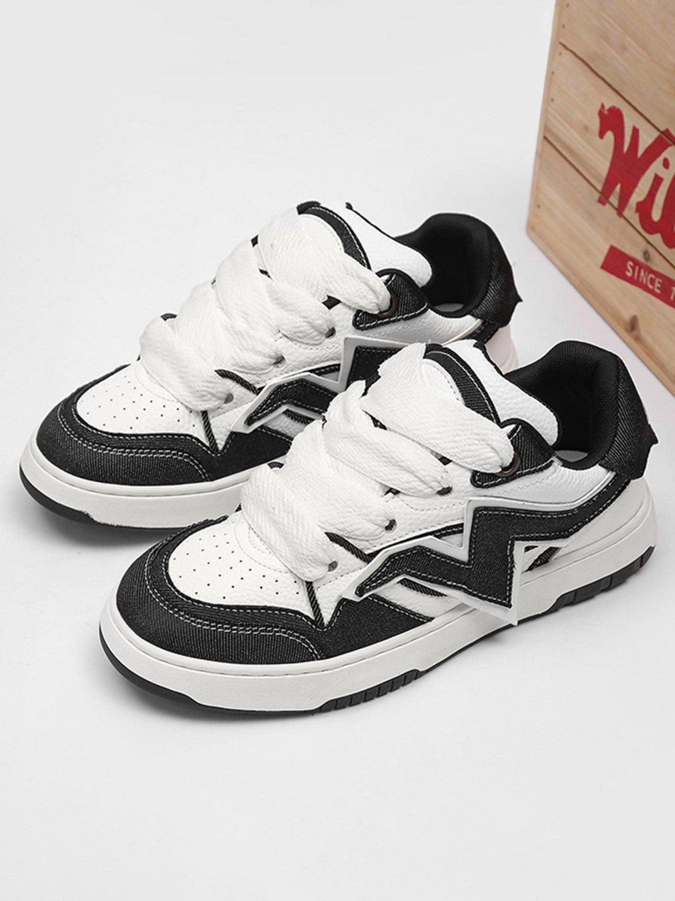 Lightning Collision Color Splicing Board Shoes
