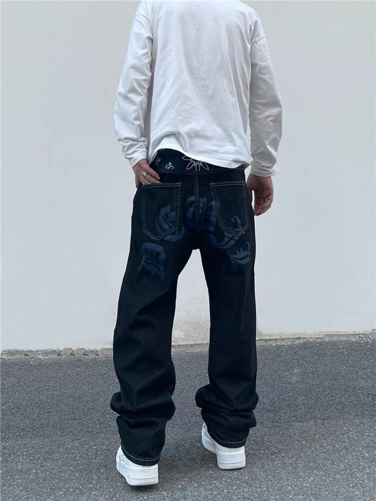 Petal Letter Straight Jeans