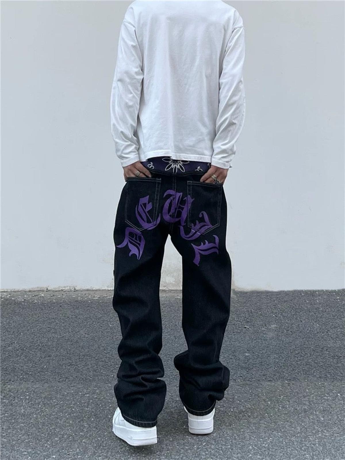 Petal Letter Straight Jeans