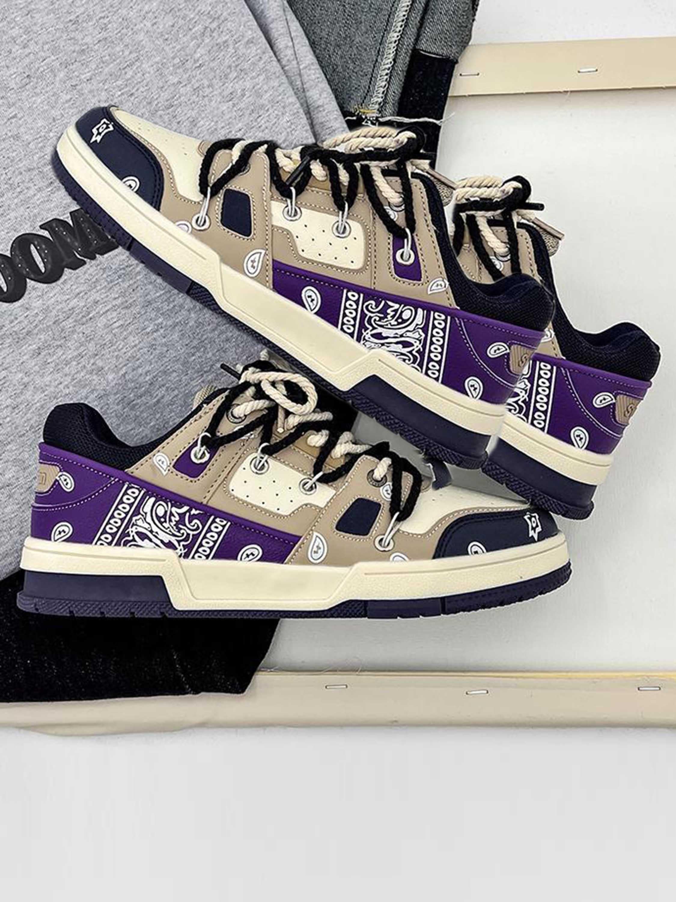 Retro Cashew Flower Board Casual Shoes