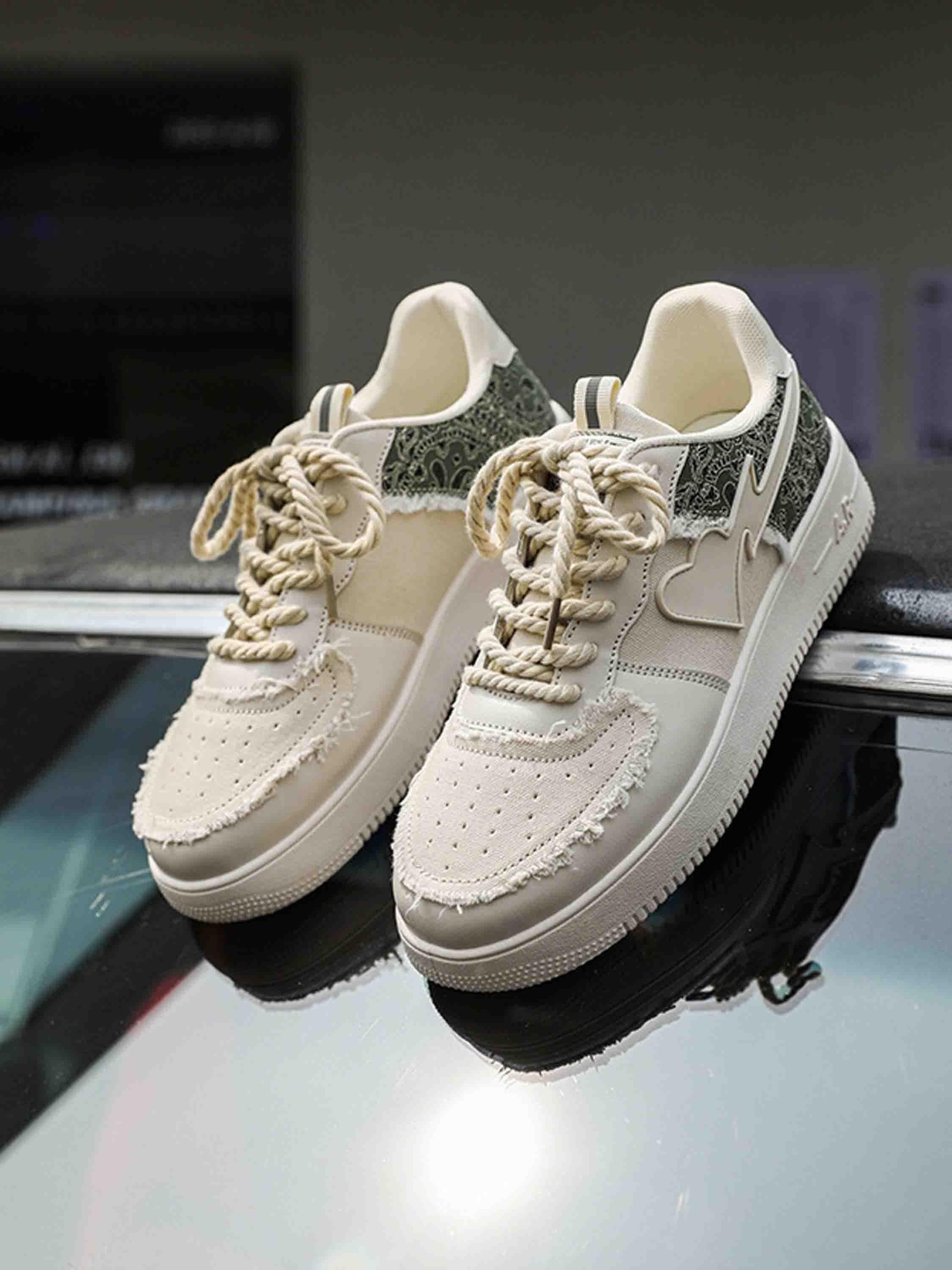Retro High Street Men's Low Top Skate Casual Shoes