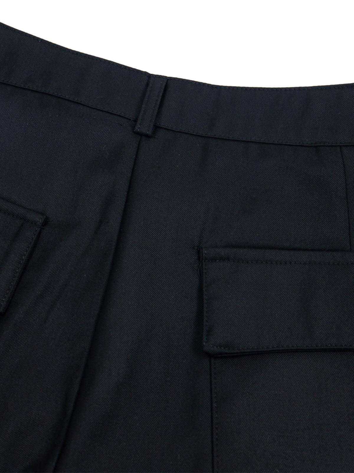 Street Retro Pleated Rivet Shorts