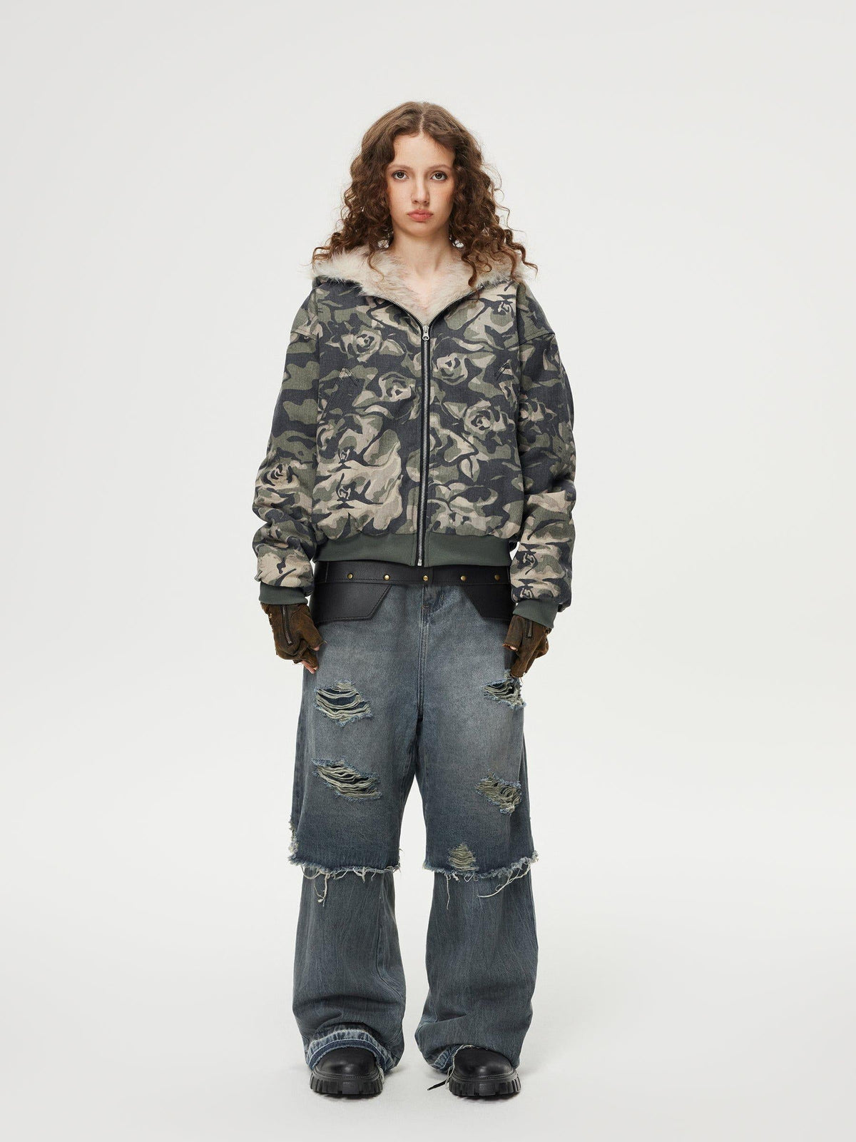 Distressed Two Layer Baggy Jeans