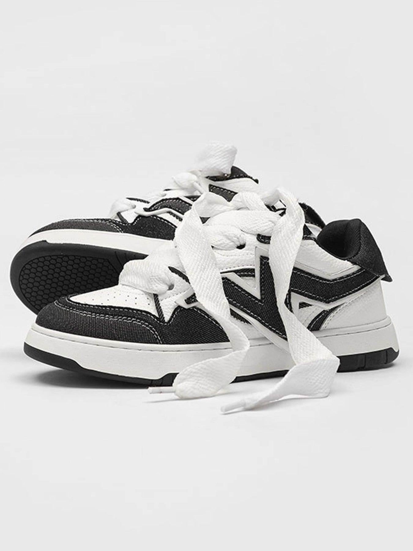 Lightning Collision Color Splicing Board Shoes
