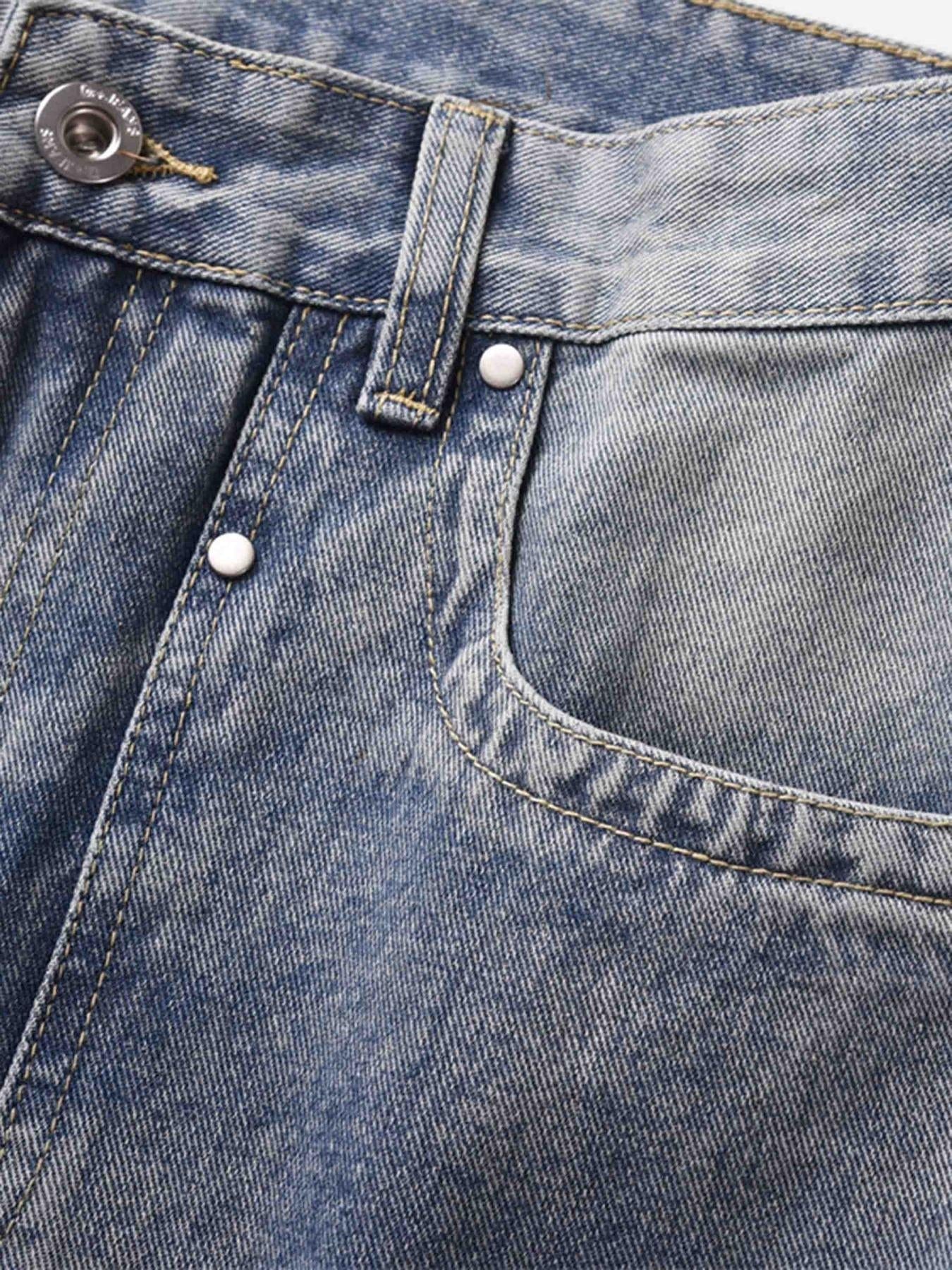 Versatile Multi-Pocket Straight-Leg Jeans
